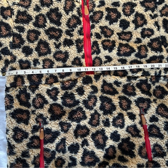 Simply Southern Reversible Red/Black Checkered Cheetah Nylon Sherpa Jacket sz L - Picture 9 of 13
